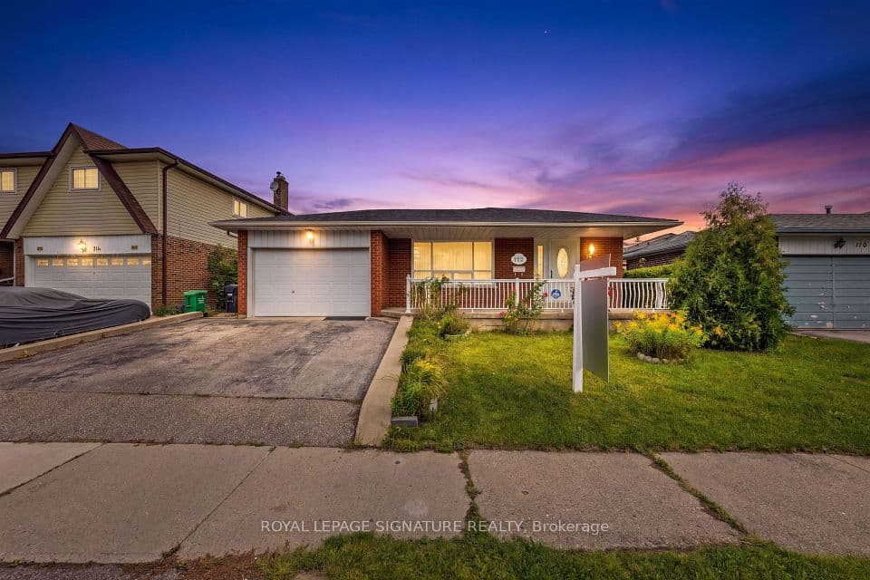 112 Kingswood Drive, Brampton, ON L6V 2W3 – main photo