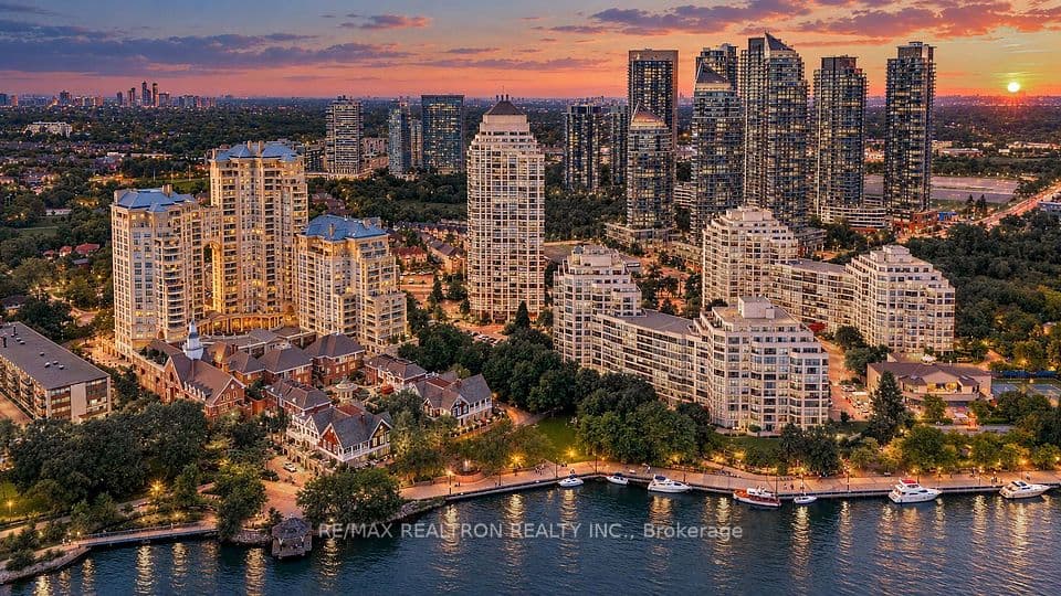 2287 Lake Shore Boulevard W 1402, Toronto, ON M8V 3Y1 – main photo