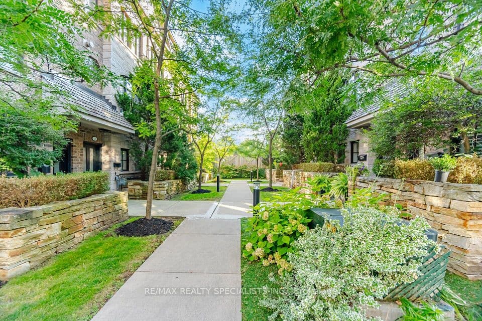 1812 Burnhamthorpe Road E 112, Mississauga, ON L4X 0A3 – photo 3