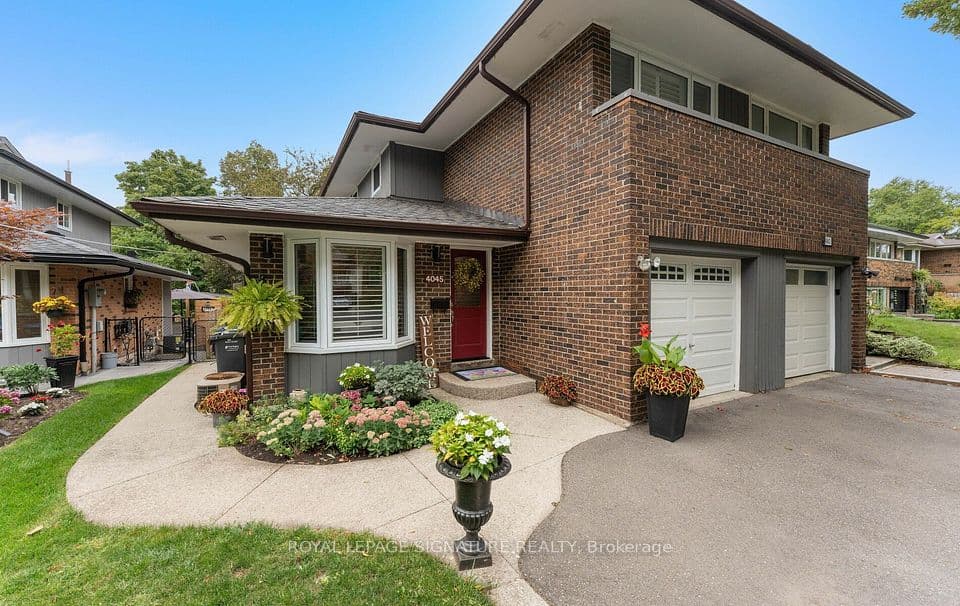 4045 Taffey Crescent, Mississauga, ON L5L 2A6 – photo 3