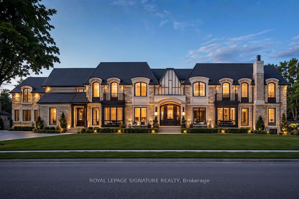 1060 Mississauga Heights, Mississauga, ON L5C 1A6 – main photo