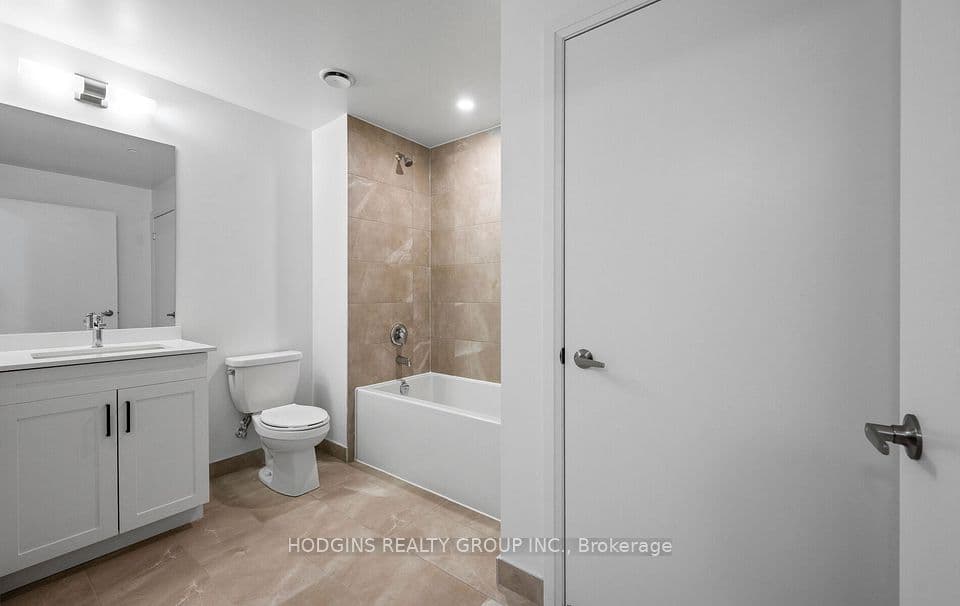 1035 Southdown Road 1714, Mississauga, ON L5J 0A2 – photo 3