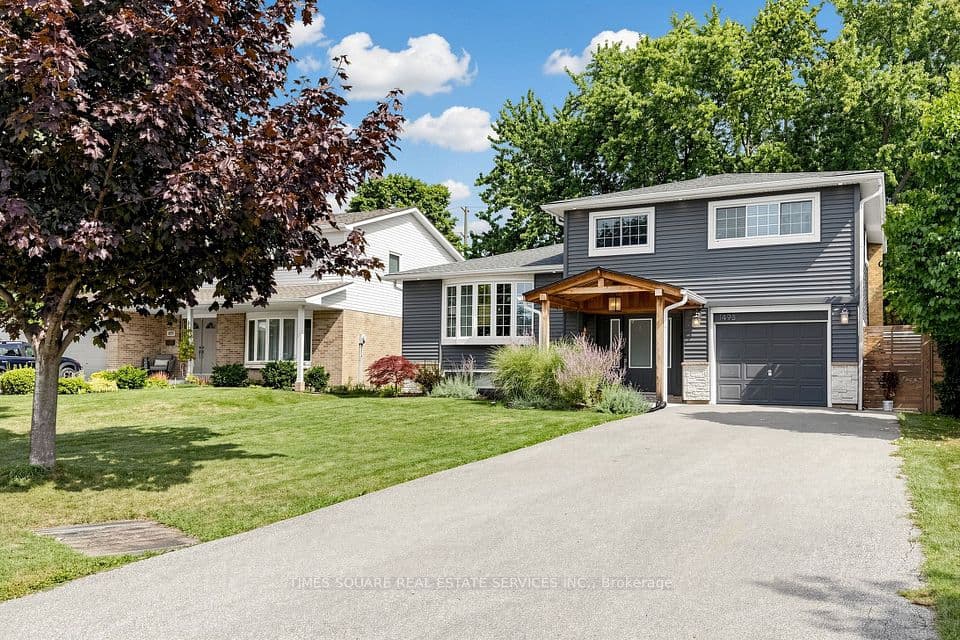 1493 Clinton Court, Burlington, ON L7M 1N1 – photo 2