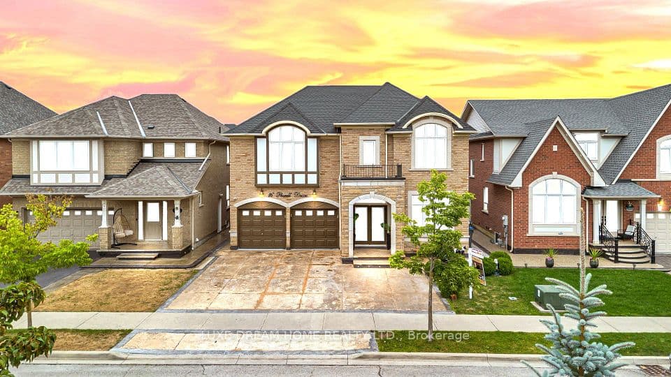 16 Powell Drive E, Brampton, ON L6R 0L1 – main photo