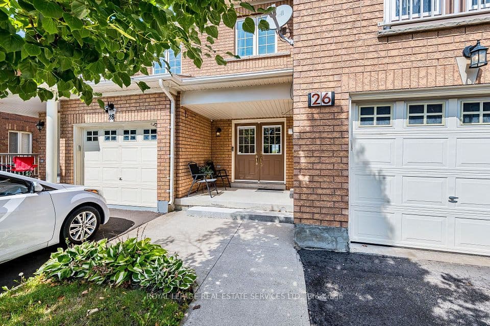 26 Bay Breeze Drive, Brampton, ON L6R 0M1 – photo 2