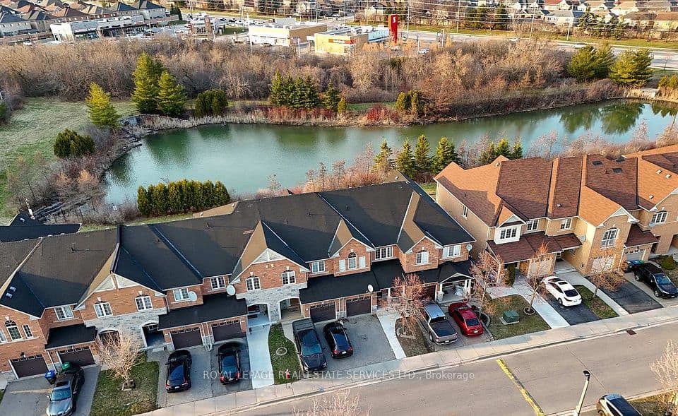 26 Bay Breeze Drive, Brampton, ON L6R 0M1 – photo 3