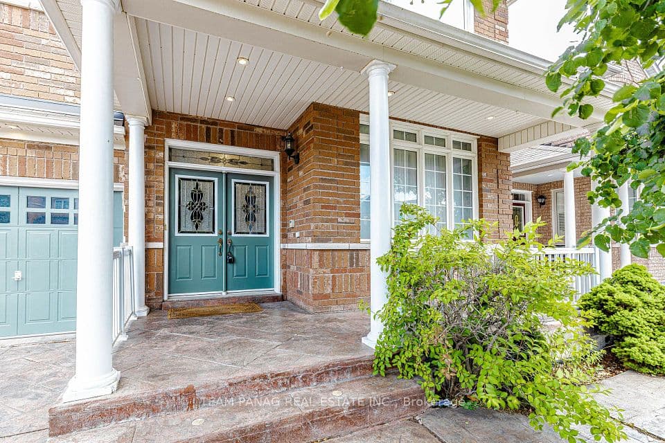 5 Summershade Street, Brampton, ON L6P 2B9 – photo 2
