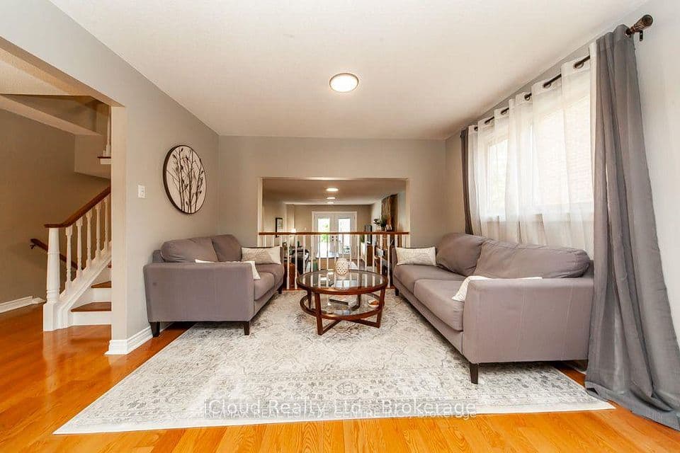 679 Harrison Road, Milton, ON L9T 4S7 – photo 3