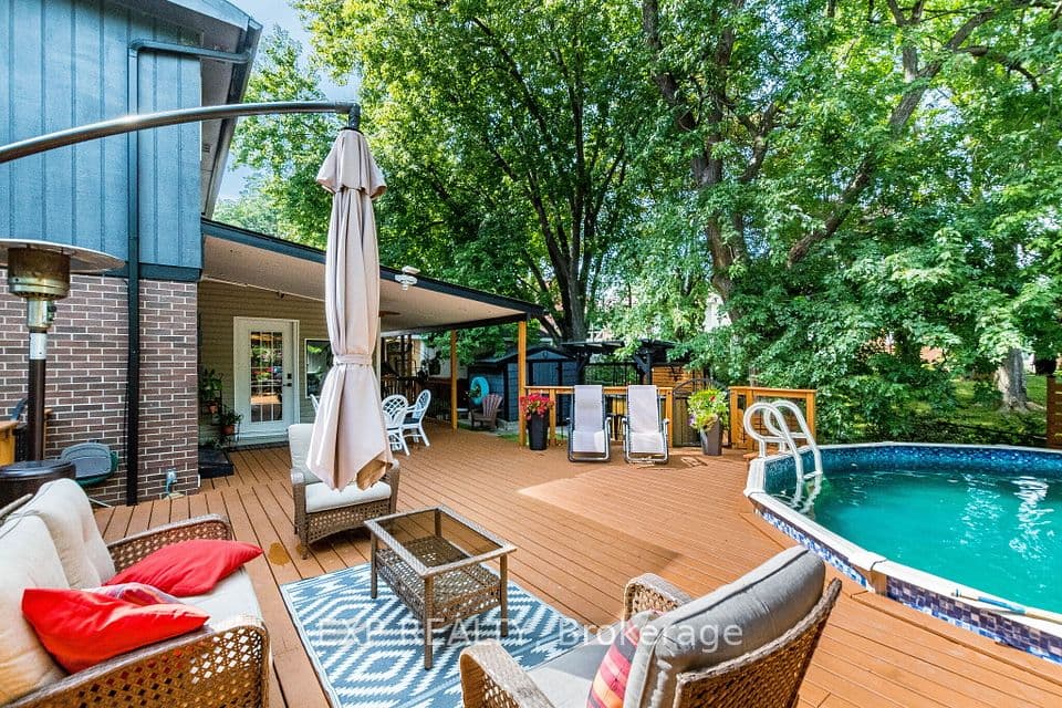 6073 Featherhead Crescent, Mississauga, ON L5N 2B5 – main photo