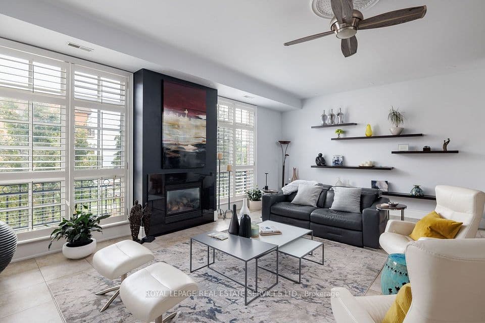 120 Bronte Road 7, Oakville, ON L6L 3C1 – photo 2