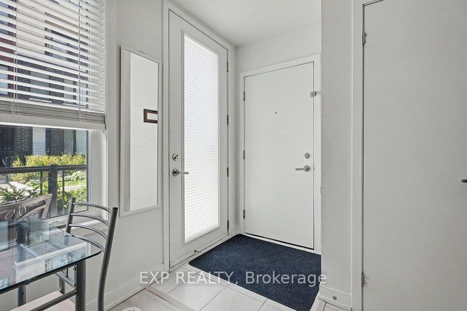 3425 Ridgeway Drive 3, Mississauga, ON L5L 0B9 – photo 3
