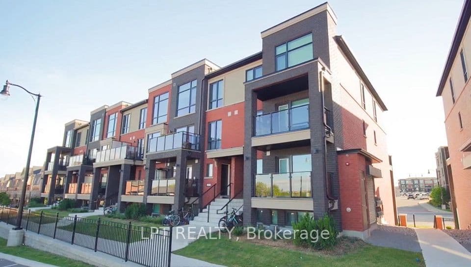 165 Veterans Drive 24, Brampton, ON L7A 5L2 – main photo