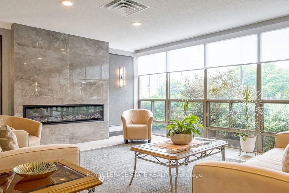 5080 Pinedale Avenue 1002, Burlington, ON L7L 5V7 – photo 3
