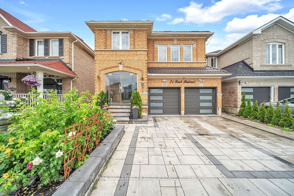 54 Buick Boulevard, Brampton, ON L7A 3X7 – main photo