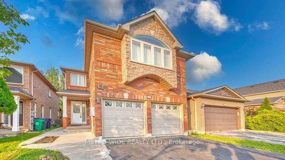 3706 Forest Bluff Crescent, Mississauga, ON L5N 7W7 – main photo