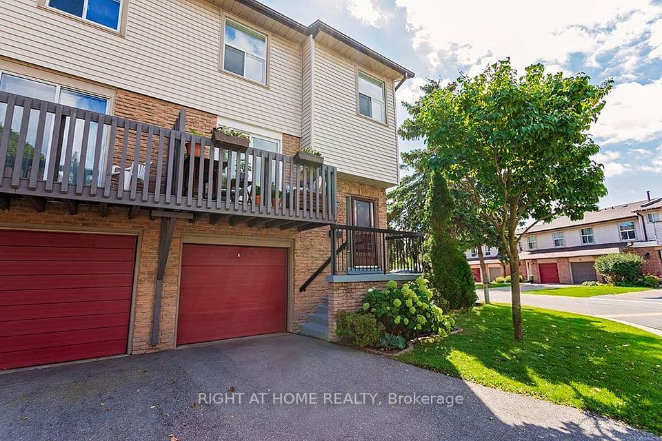 6100 Montevideo Road 51, Mississauga, ON L5N 2N8 – main photo