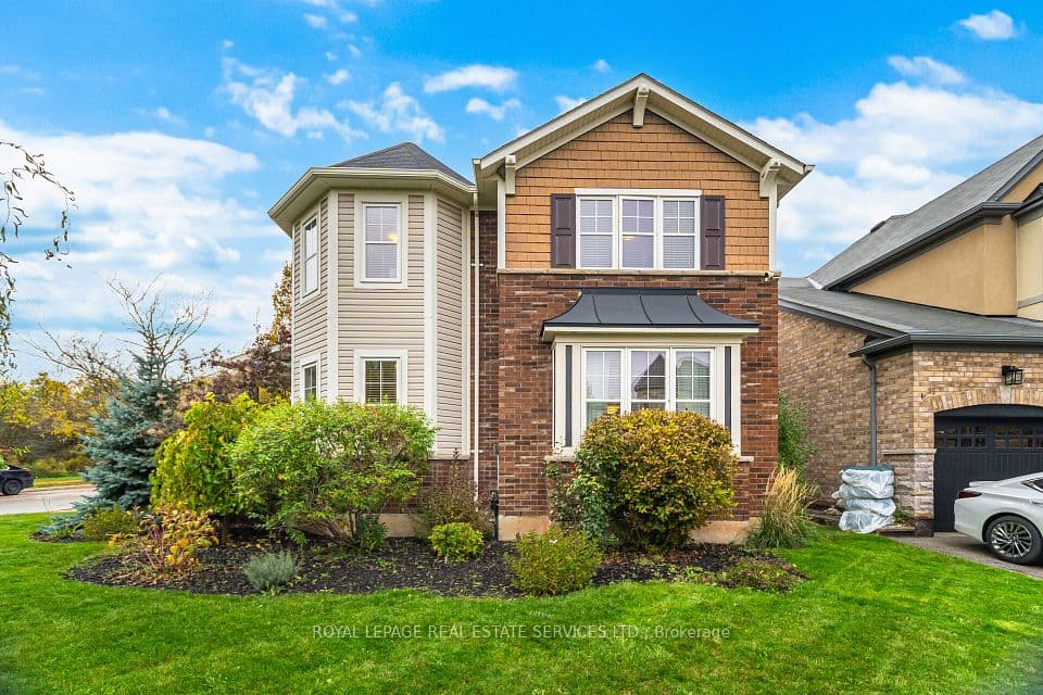 444 Coombs Court, Milton, ON L9T 7N5 – photo 3