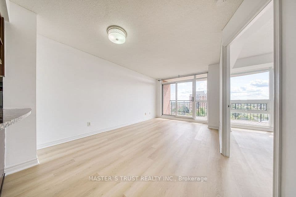 2365 Central Park Drive 810, Oakville, ON L6H 0C7 – photo 3