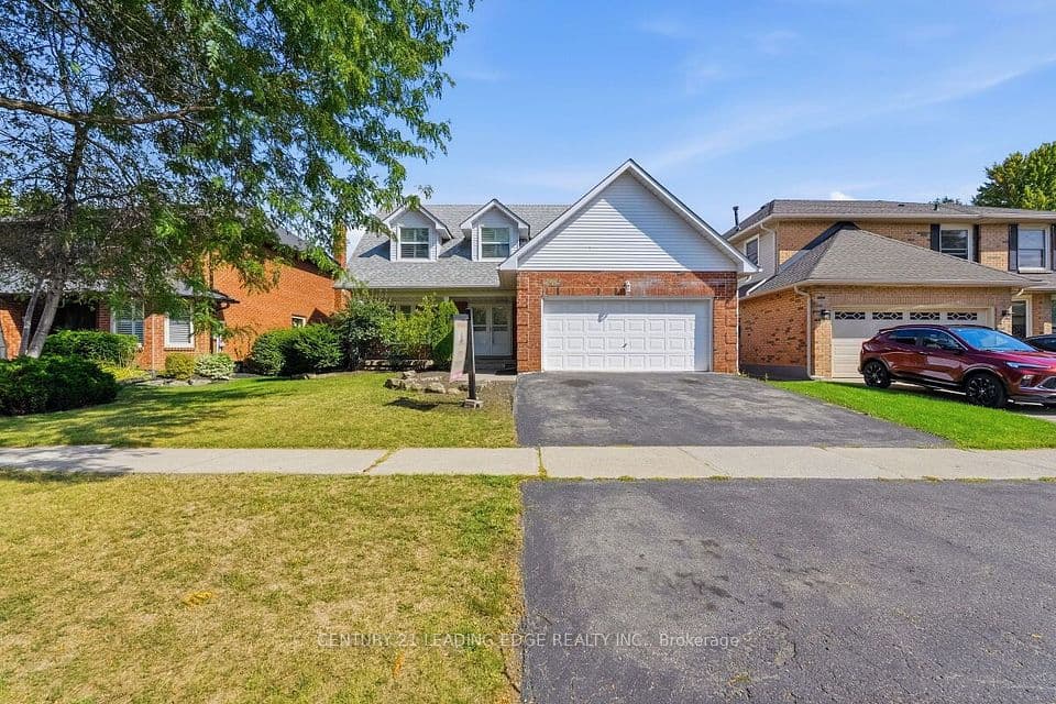 2409 Butternut Crescent, Burlington, ON L7M 3J7 – main photo