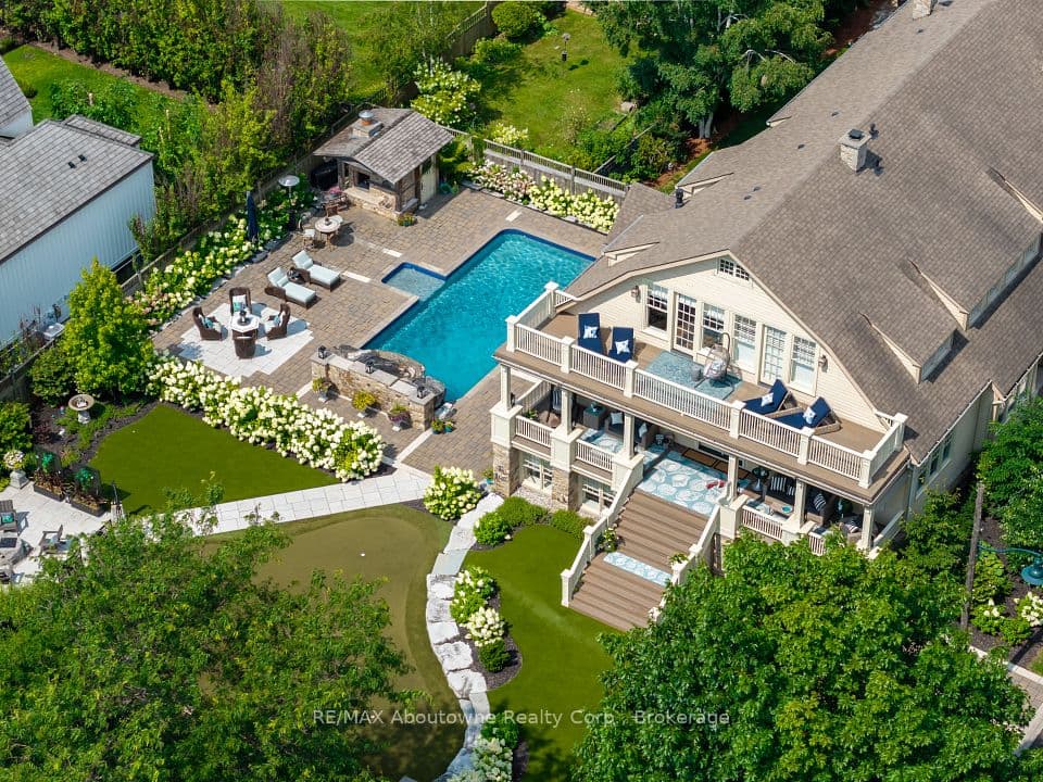 26 Trafalgar Road, Oakville, ON L6J 3E7 – photo 2