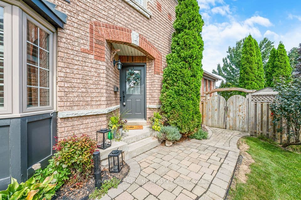 4013 Jarvis Crescent, Burlington, ON L7M 4K4 – photo 3