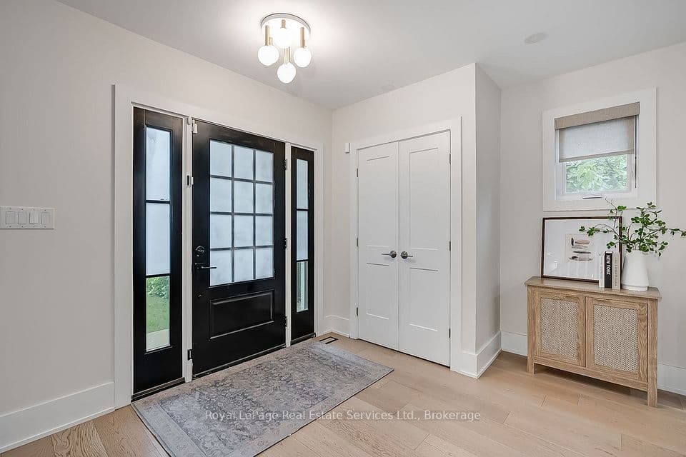 59 Fairwood Place E, Burlington, ON L7T 2B7 – photo 2