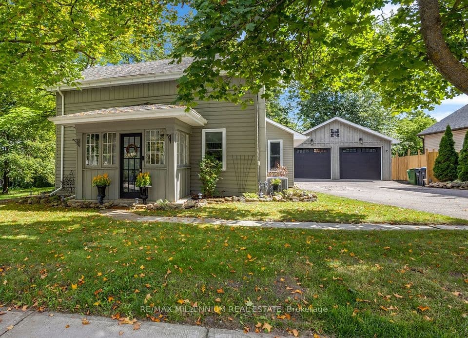 1537 Queen Street E, Caledon, ON L7K 0C2 – main photo