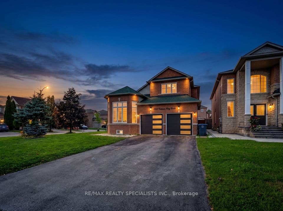 3463 Crimson King Circle, Mississauga, ON L5N 8M9 – photo 3