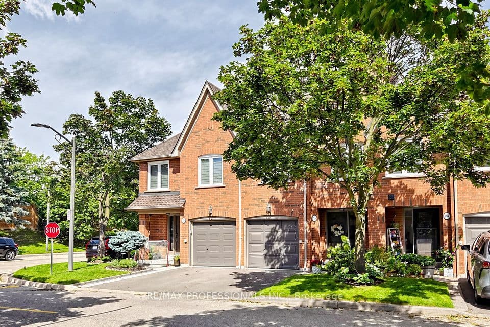 1064 Queen Street W 15A, Mississauga, ON L5H 4K3 – photo 3