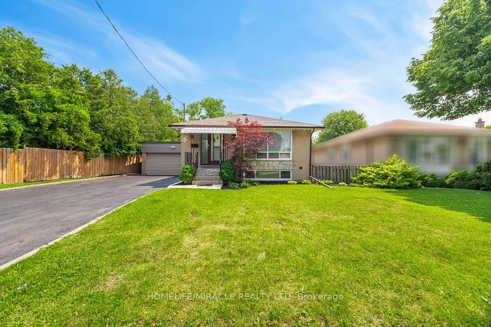 41 Bradstock Road, Toronto, ON M9M 1M9 – photo 2
