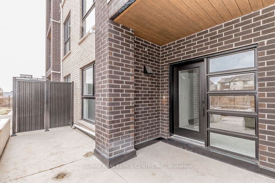 349 Wheat Boom Drive 121, Oakville, ON L6H 7X5 – photo 2