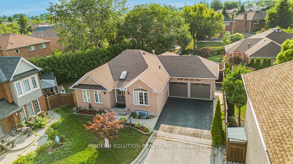 6431 Tenth Line W, Mississauga, ON L5N 7J5 – photo 2