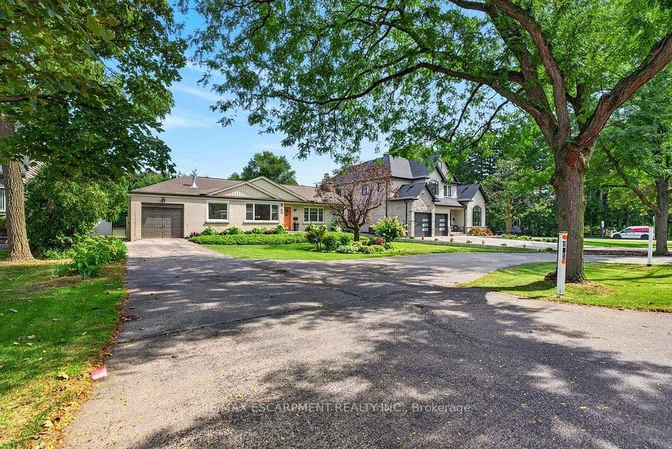825 King Road, Burlington, ON L7T 3K8 – photo 3
