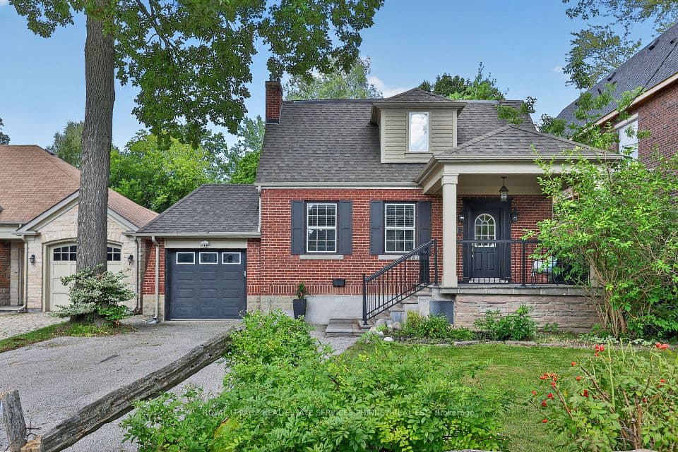 21 Cumberland Drive, Mississauga, ON L5G 3M7 – main photo