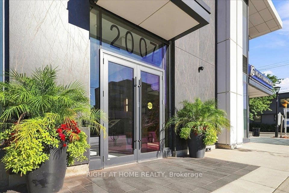2007 James Street 1403, Burlington, ON L7R 0G7 – main photo