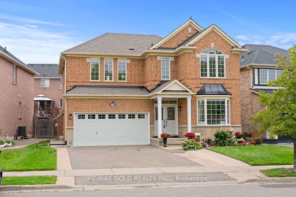 28 Bottomwood Street, Brampton, ON L5S 0A7 – photo 2