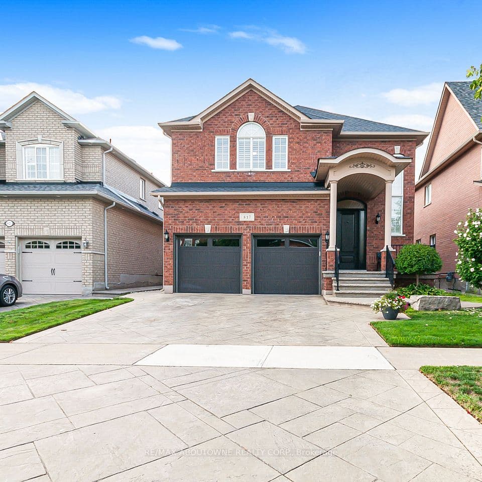 817 Brass Winds Place, Mississauga, ON L5W 1T4 – main photo