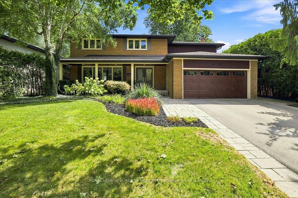 4430 Hawthorne Drive, Burlington, ON L7L 1G5 – photo 2