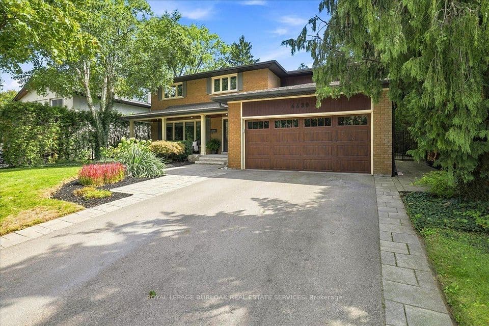 4430 Hawthorne Drive, Burlington, ON L7L 1G5 – photo 3