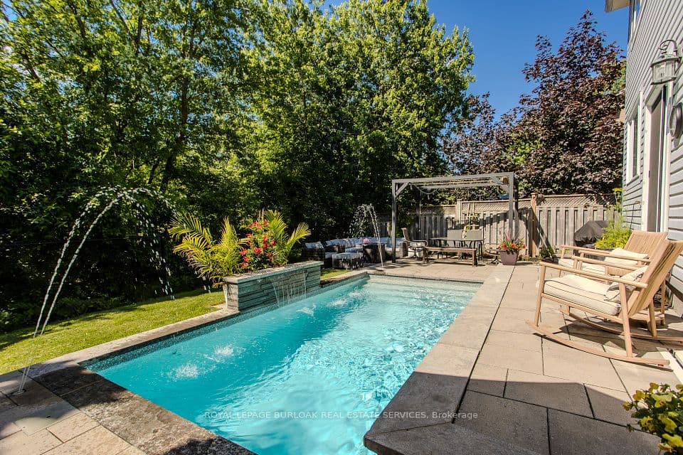 5174 Ravine Crescent, Burlington, ON L7L 6N2 – photo 3