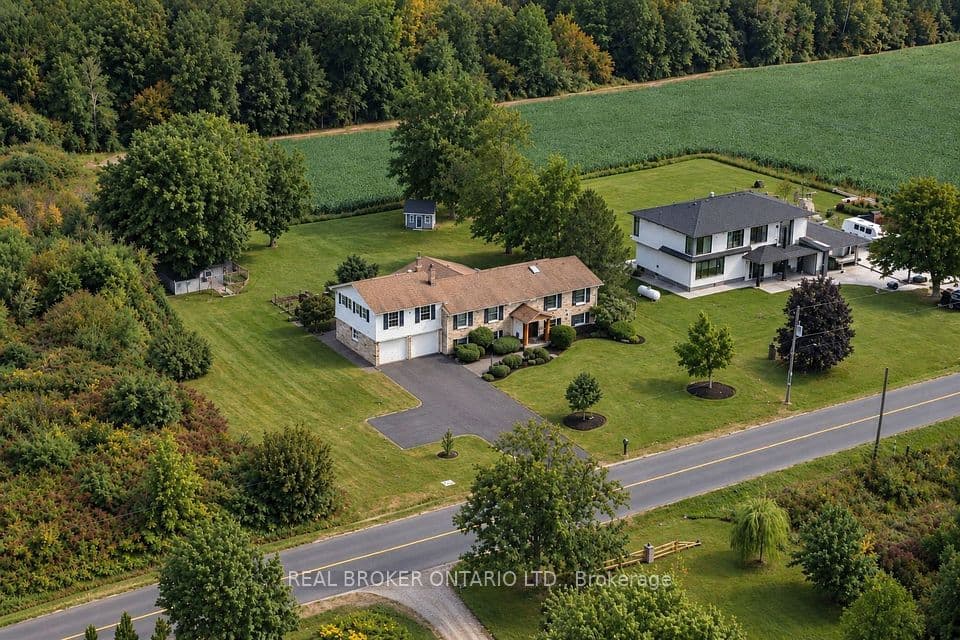 4202 Sideroad 1, Burlington, ON L7M 0X3 – main photo