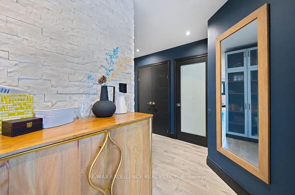 20 Manett Crescent, Brampton, ON L6X 4X4 – photo 3