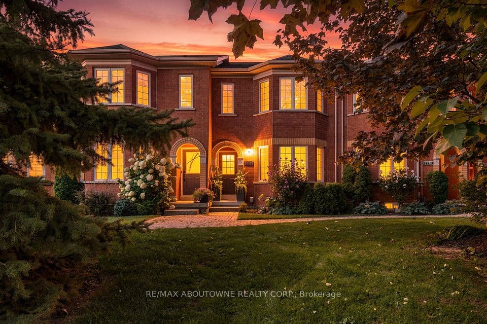 2268 Westoak Trails Boulevard, Oakville, ON L6M 4B3 – photo 2