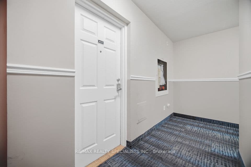 3065 Queen Frederica Drive 403, Mississauga, ON L4Y 3A3 – photo 3