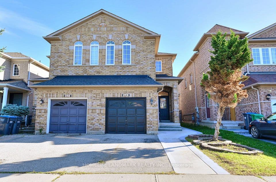 5641 Longboat Avenue, Mississauga, ON L5M 7E5 – photo 2