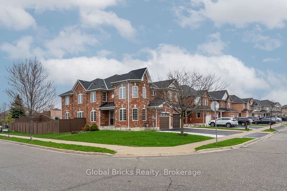 60 Dwyer Drive, Brampton, ON L6S 6L2 – photo 2