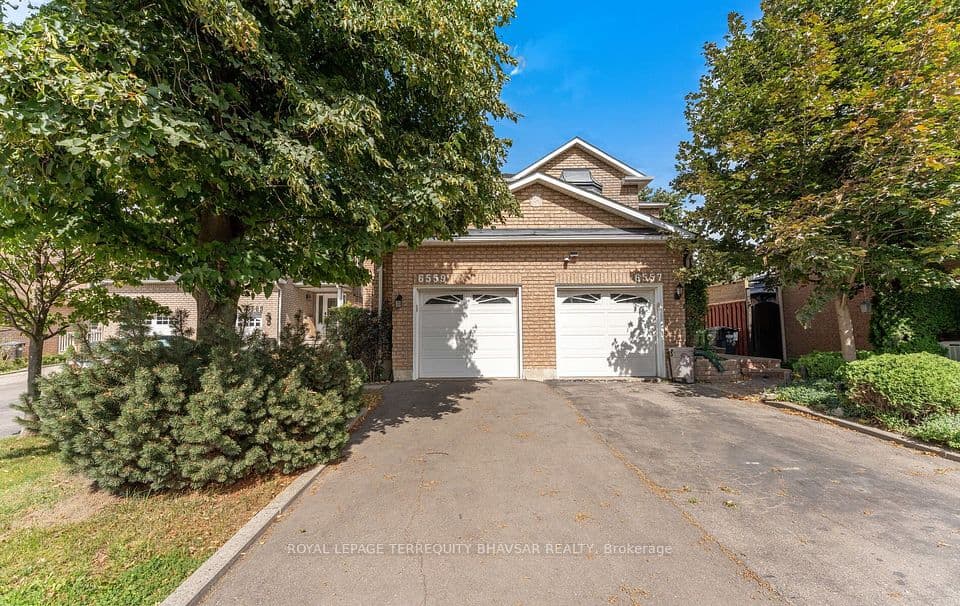 6559 Sapling Trail, Mississauga, ON L5N 7J3 – photo 2