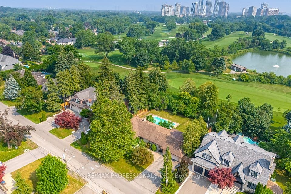 55 Bywood Drive, Toronto, ON M9A 1M1 – photo 3