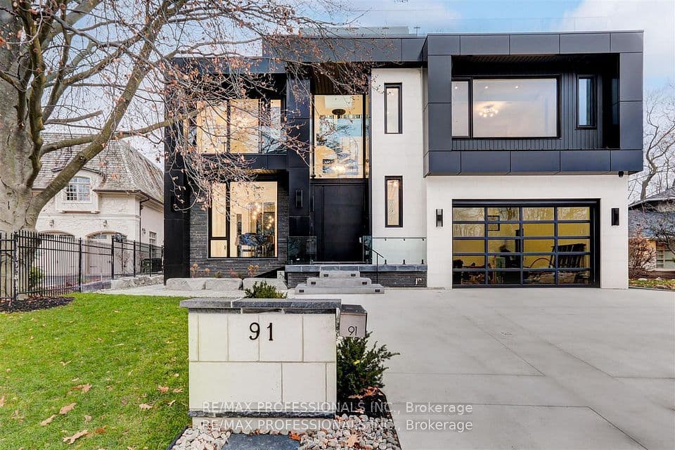 91 Valecrest Drive, Toronto, ON M9A 4P5 – photo 2