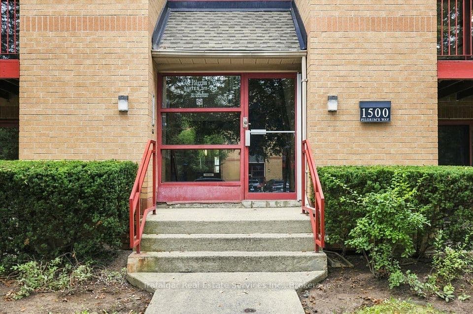 1500 Pilgrims Way 314, Oakville, ON L6M 3G9 – photo 2